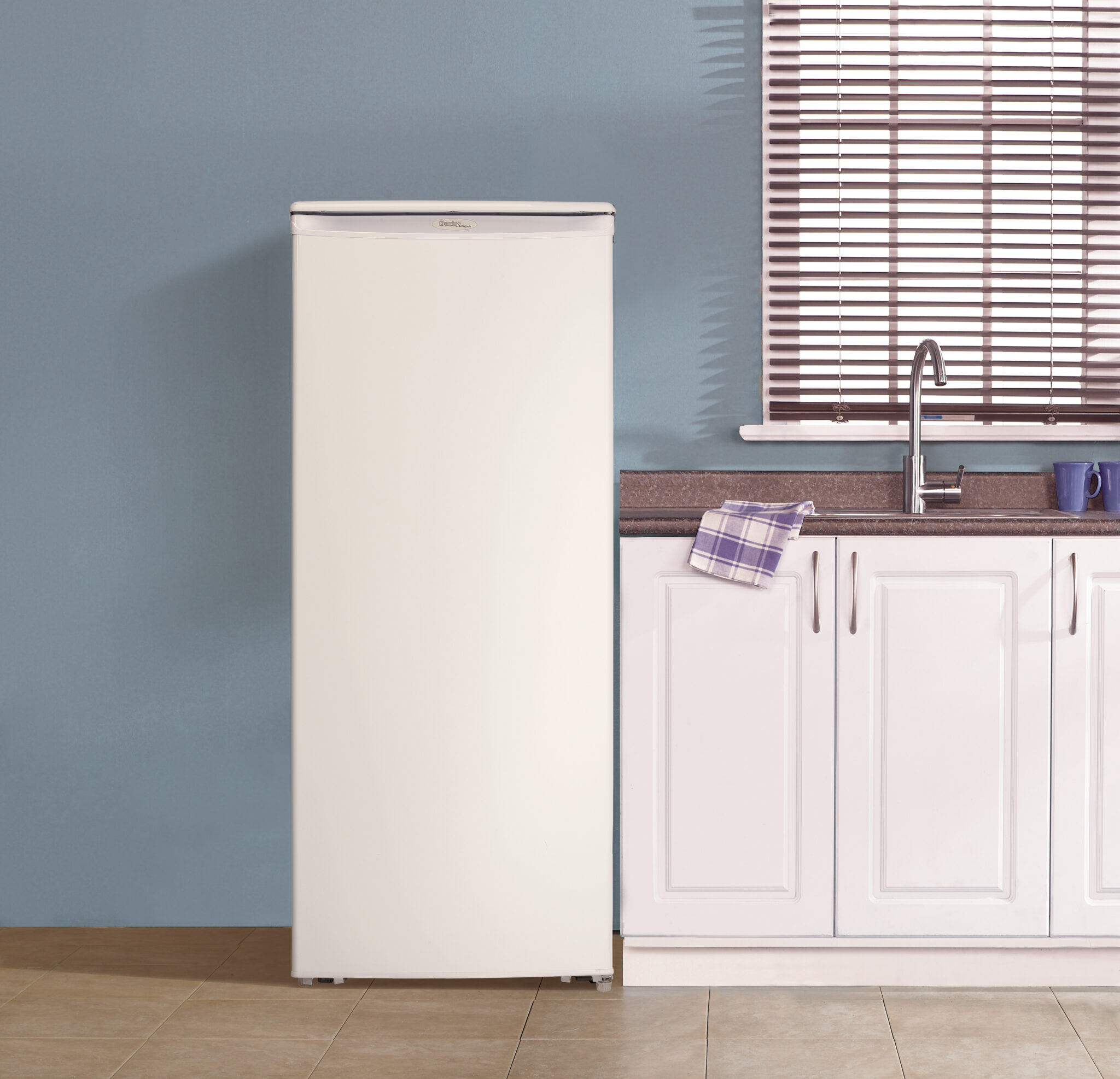 Danby Designer 8.5 cu. ft. Upright Freezer in White DUFM085A4WDD