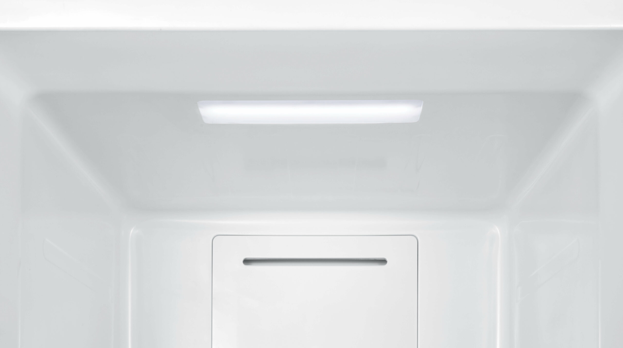 Danby 21 cu.ft Upright Freezer DUF206E1SSLDB Danby Canada