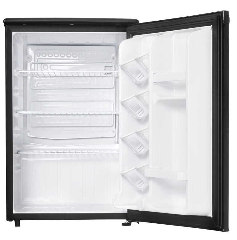 Danby 2.6 cu. ft. Compact Fridge in Black DAR026A1BDD Danby Canada