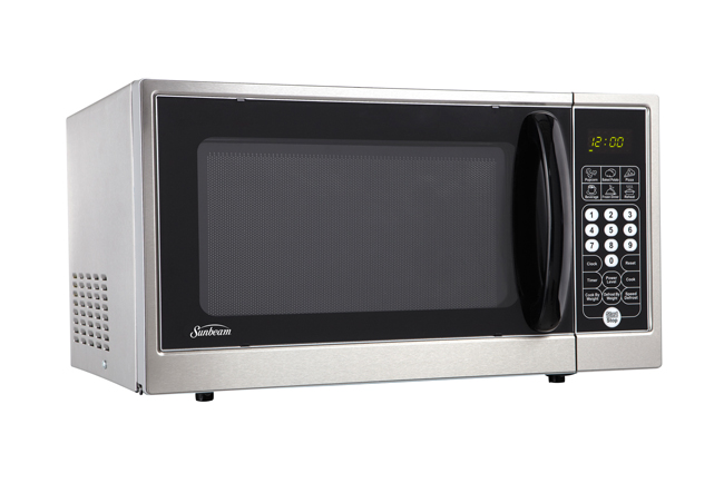 Sunbeam microwave - powers on - model # SGS90701B - Northern