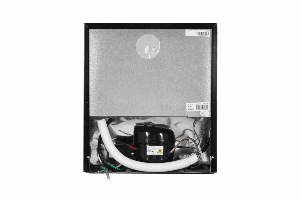 DCR017B1SLM_rear_back_center