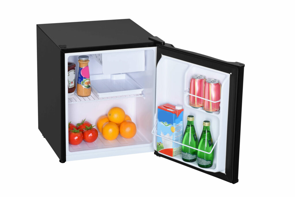 DCR017B1BM_openfull3-scaled