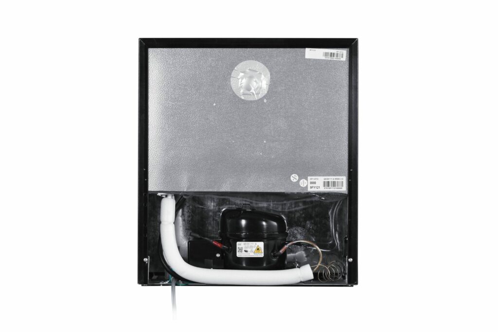 DCR017B1BM_rear-min-scaled