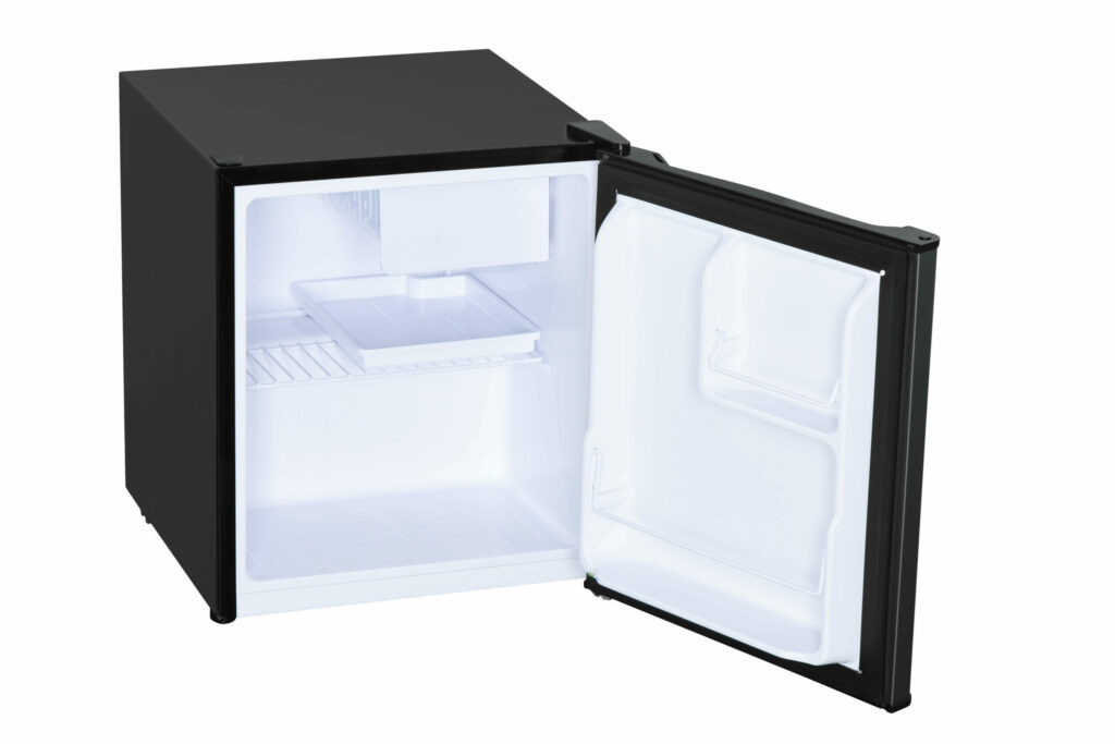 DCR017B1SLM_open_left_center-scaled