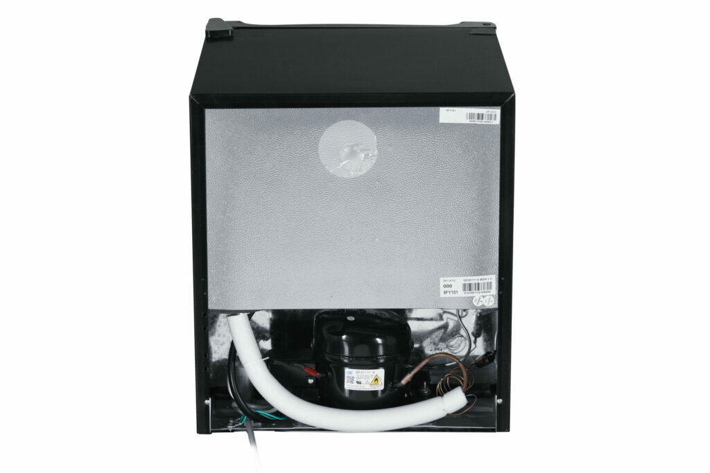 DCR017B1SLM_rear_back-scaled