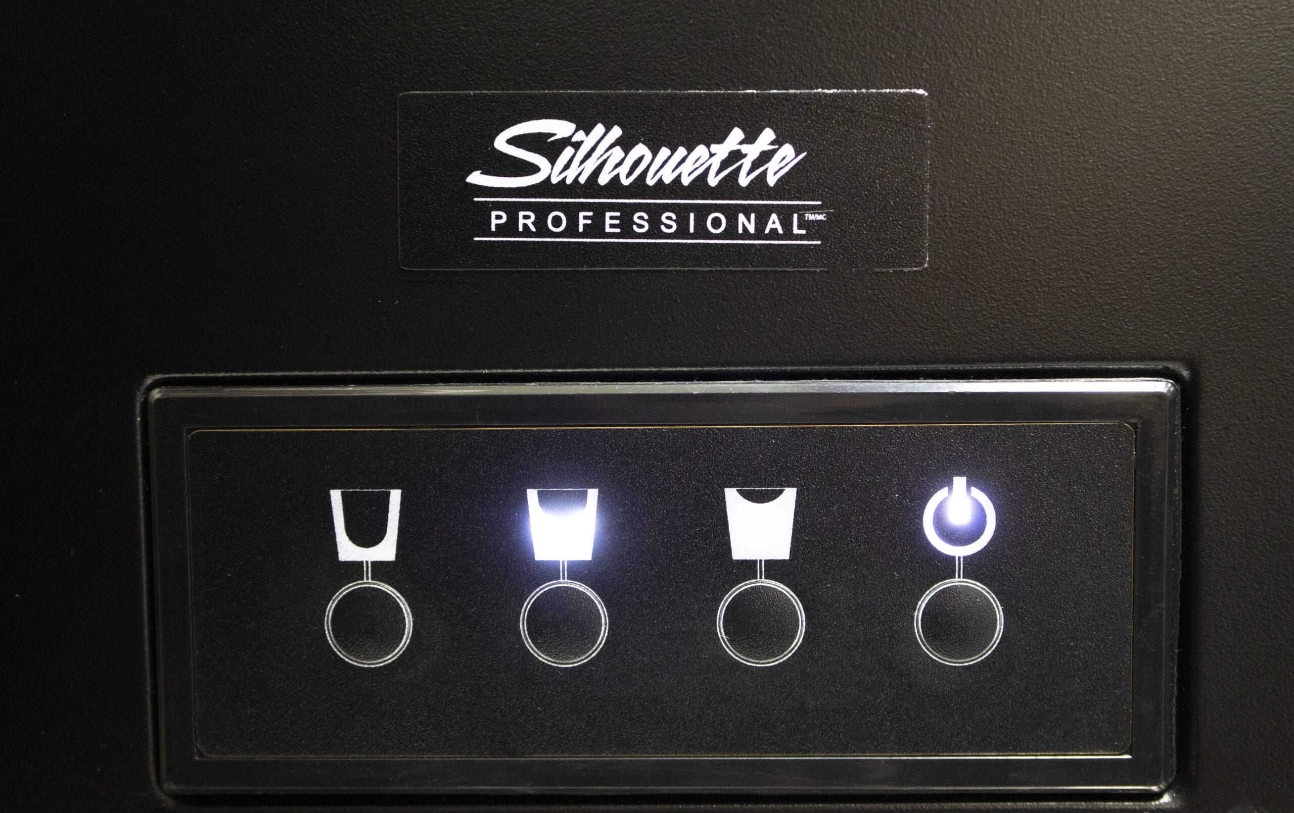 Silhouette 15" Wide Built-in Ice Maker in Stainless Steel - Image 7