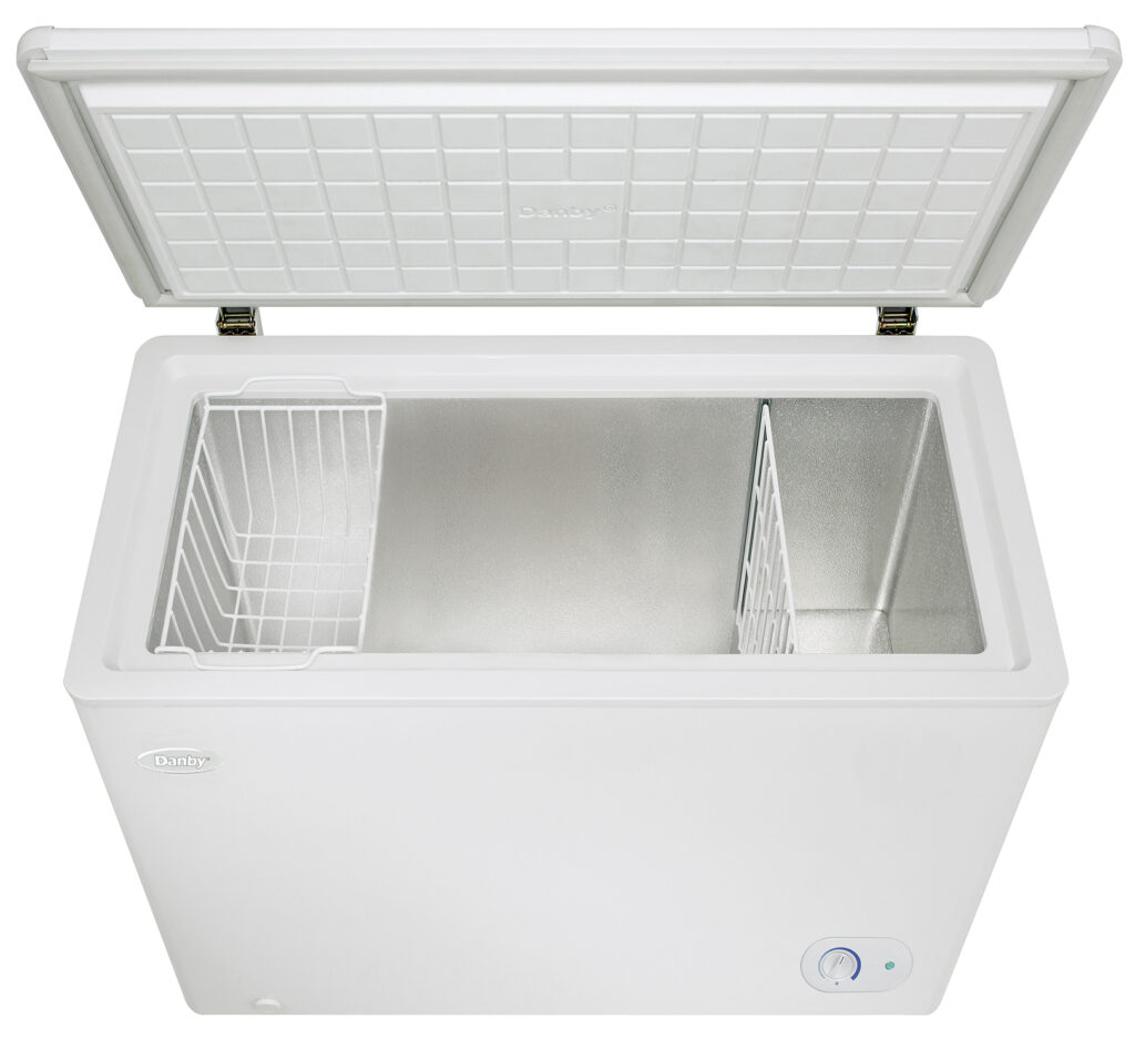 Danby 7.2 cu. ft. Chest Freezer - DCF072A2WDB1 | MicroFridge