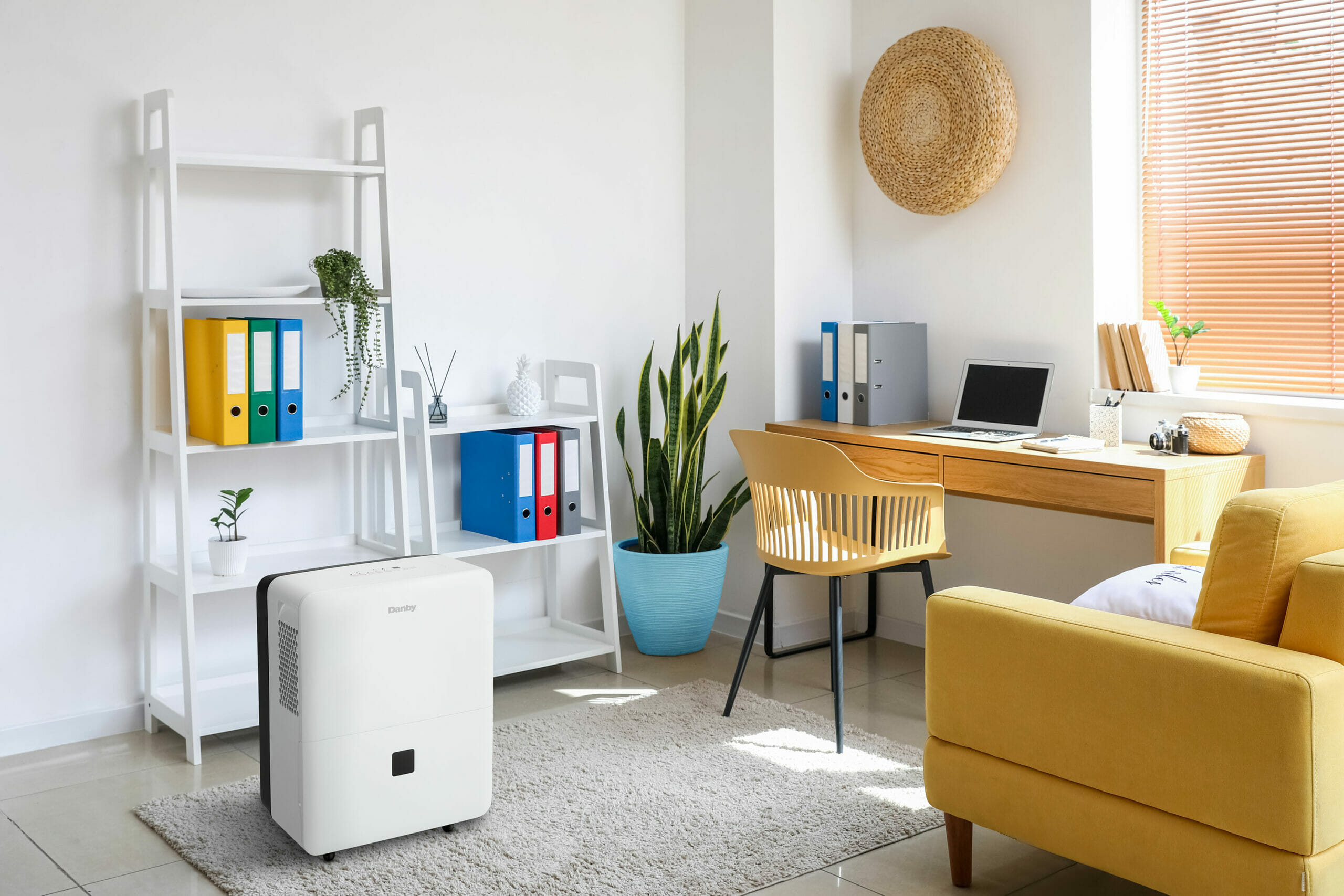 Danby 40 Pint Dehumidifier in White - Image 11