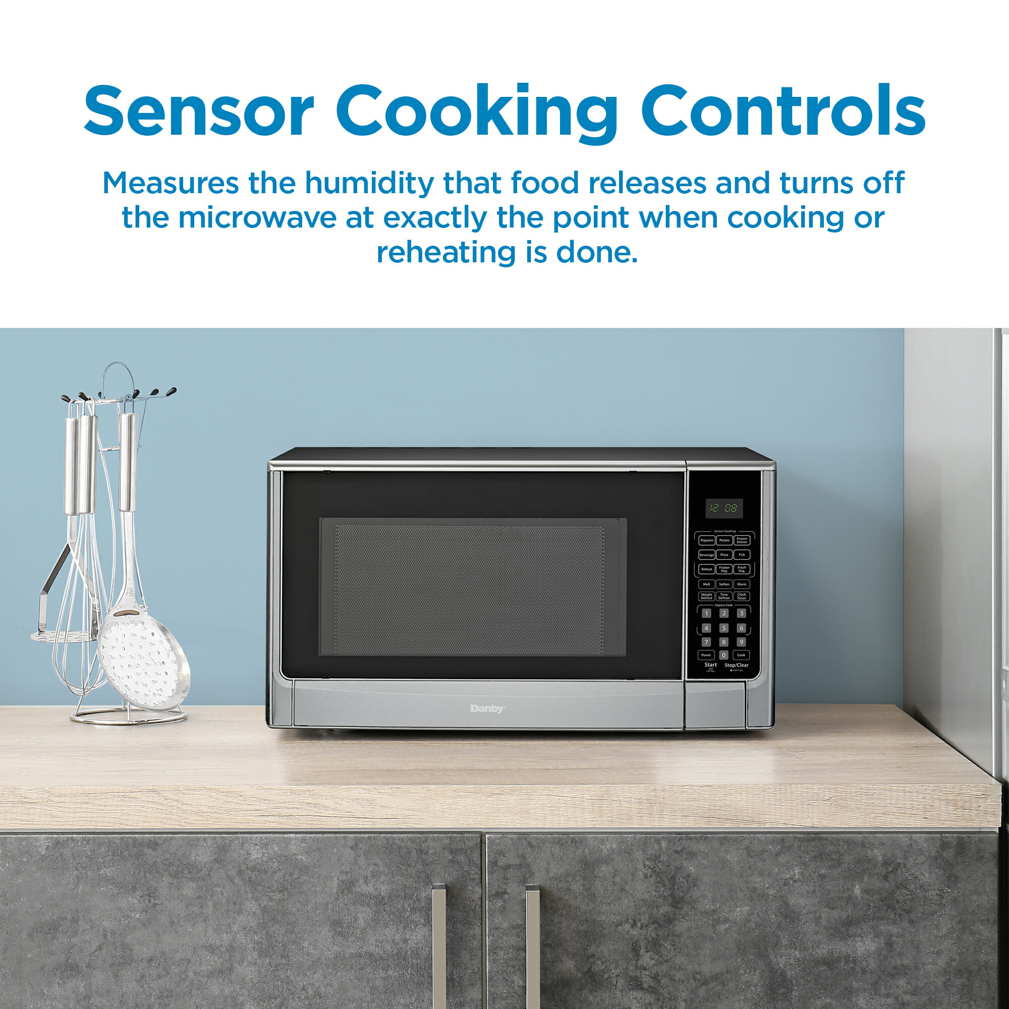 Danby Designer 1.4 cu ft Sensor (Cooking) Microwave in Stainless Steel - Image 4