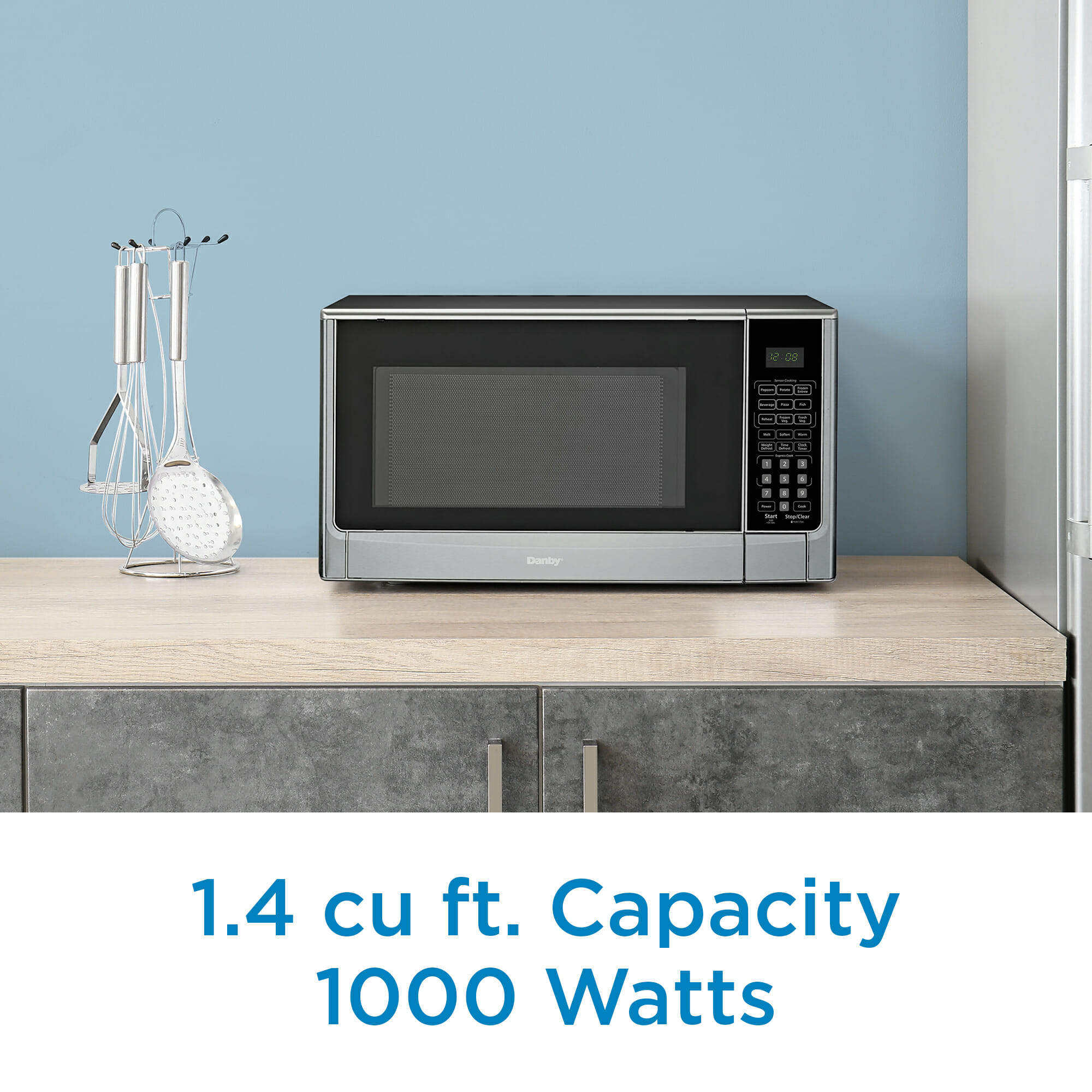 Danby Designer 1.4 cu ft Sensor (Cooking) Microwave in Stainless Steel - Image 8