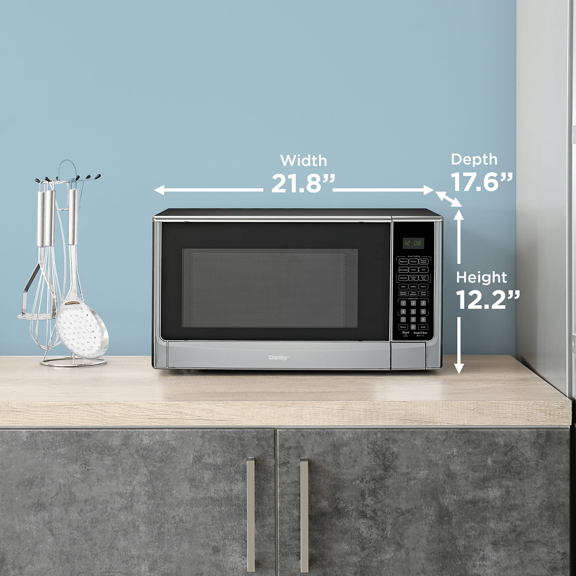 Danby Designer 1.4 cu ft Sensor (Cooking) Microwave in Stainless Steel - Image 10