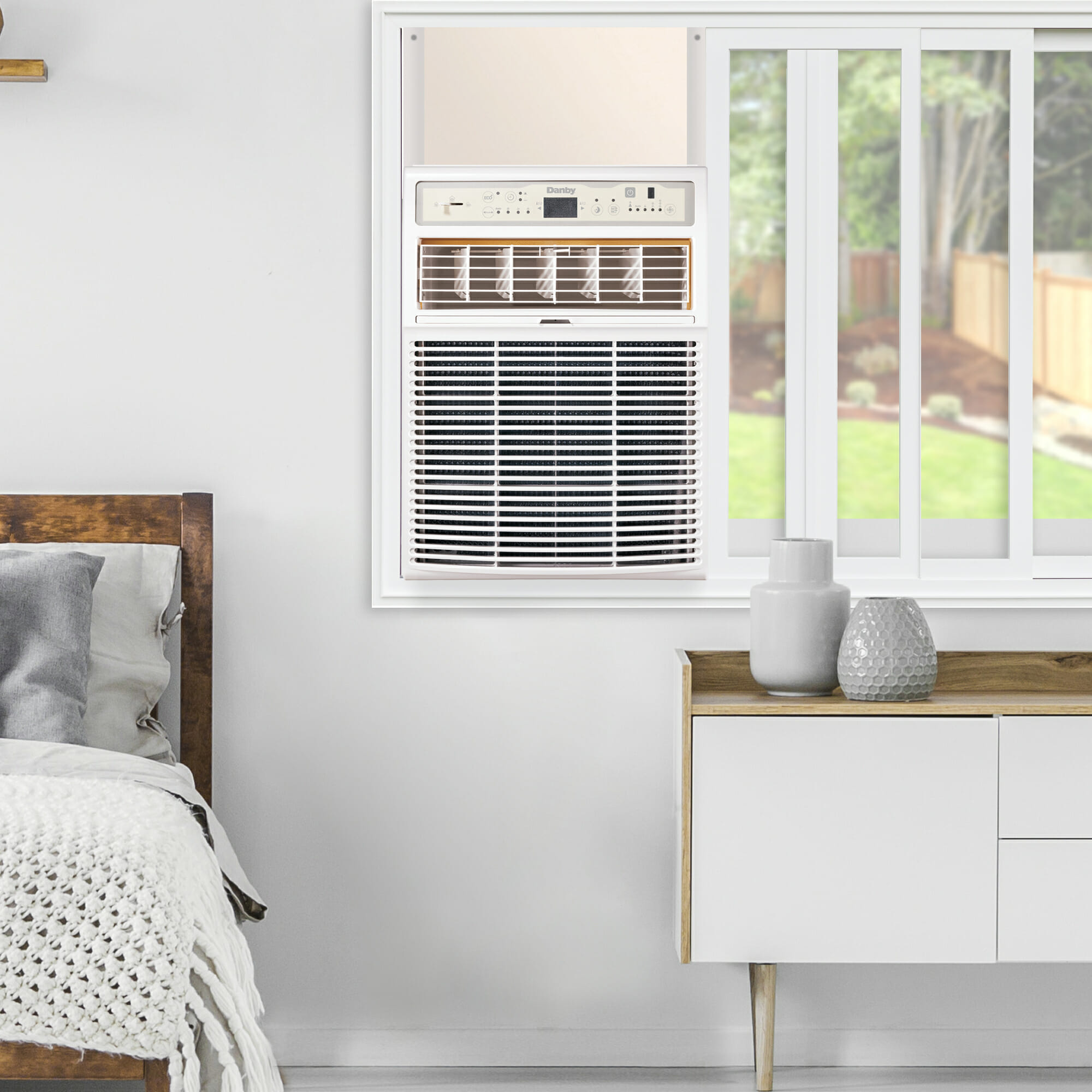 Danby 8000 BTU Vertical AC in White - Image 5