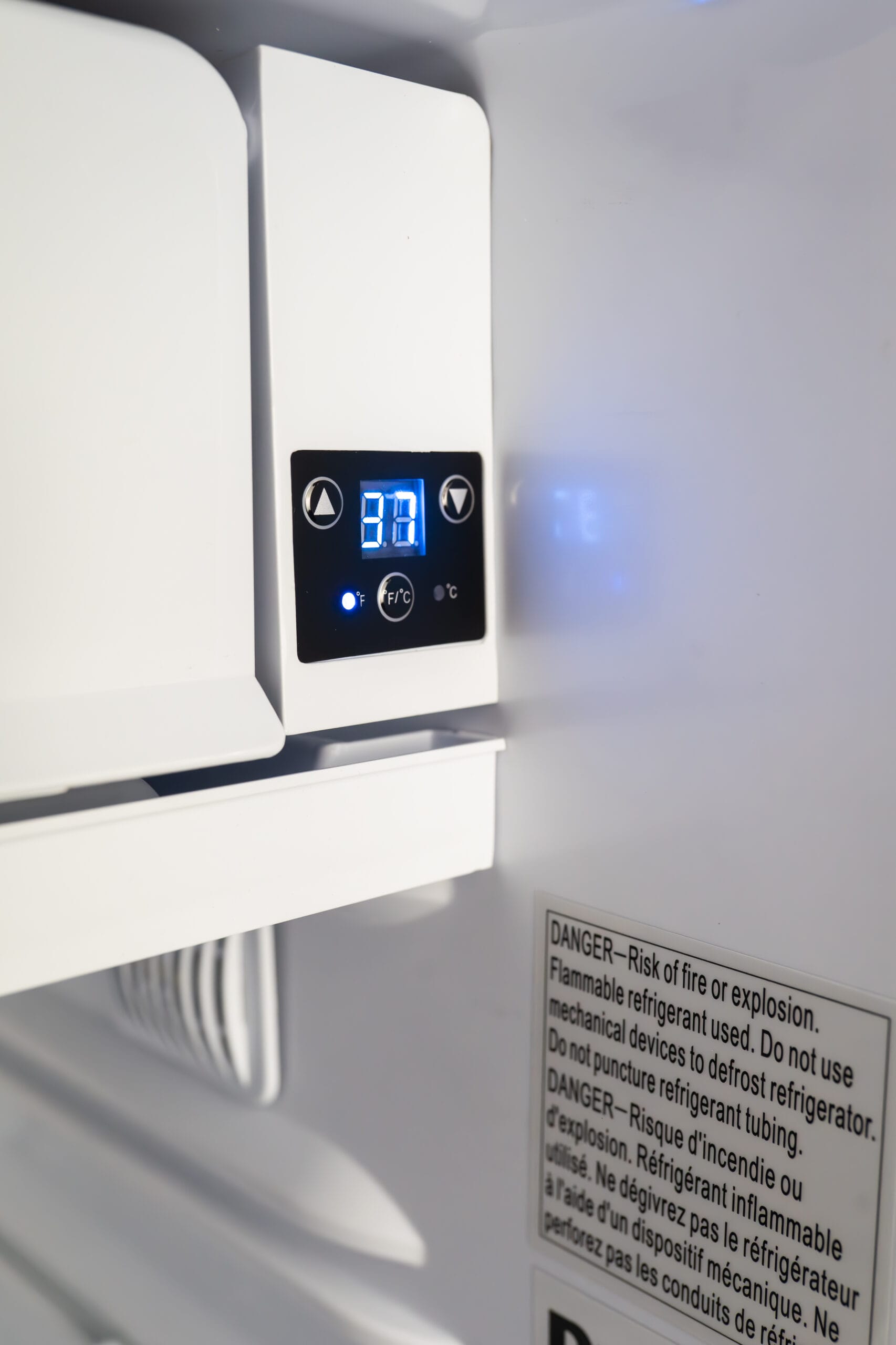 MicroFridge 3.2 cu. ft. Combination Unit in Black - Image 13