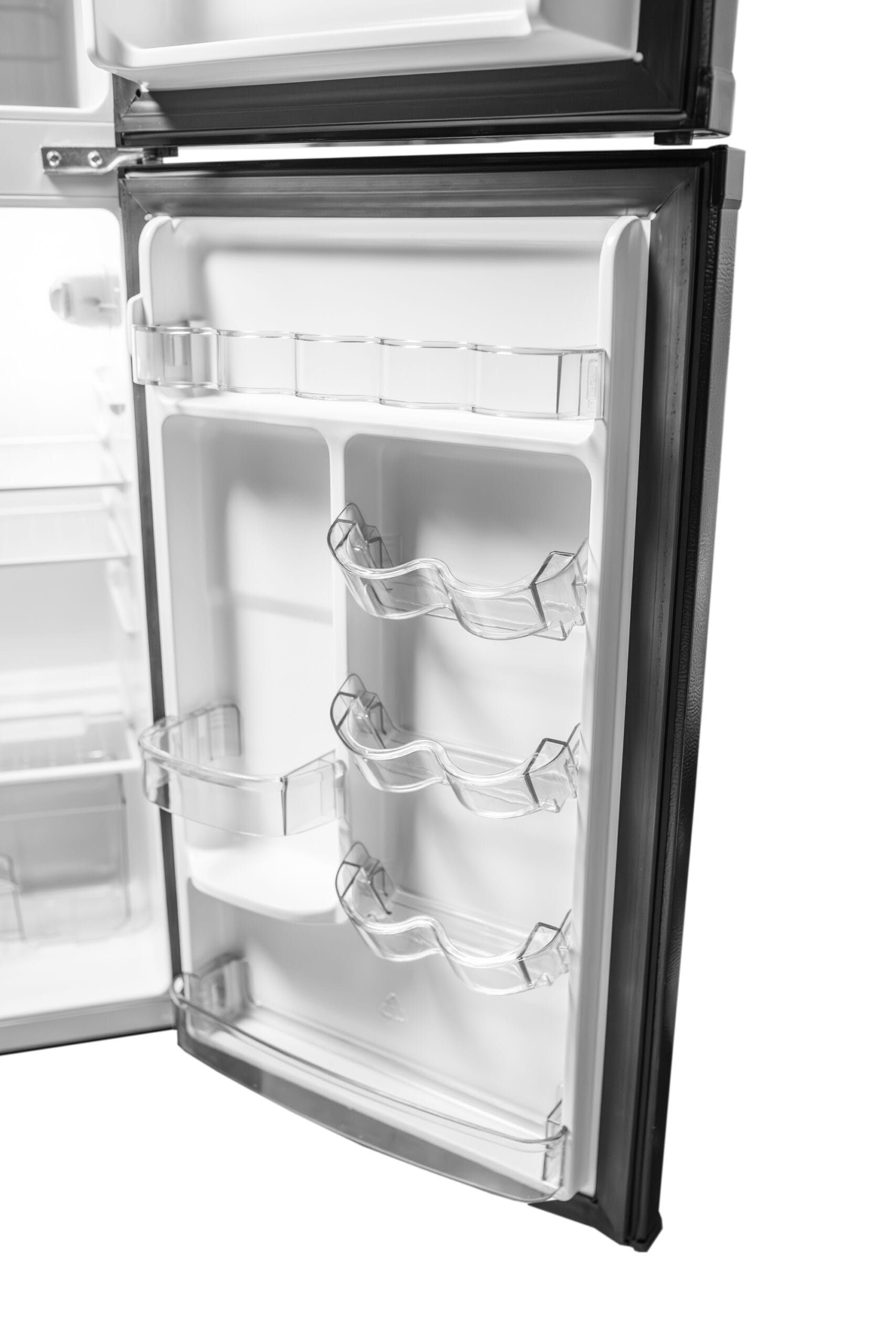 MicroFridge 4.5 cu. ft. Combination Unit in Black - Image 5