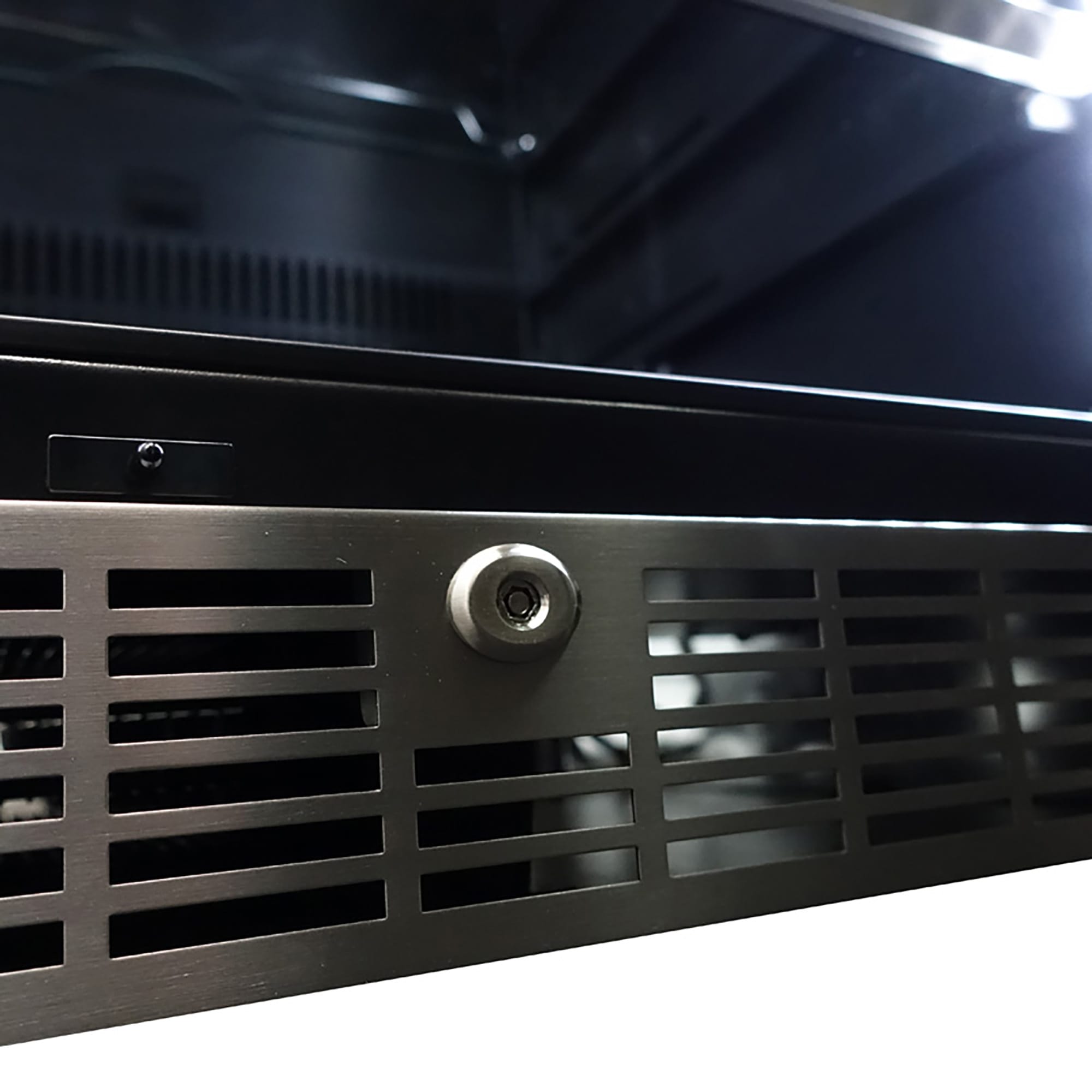 Silhouette Pro - 24" Built-in Beverage Center in Stainless Steel - Image 10