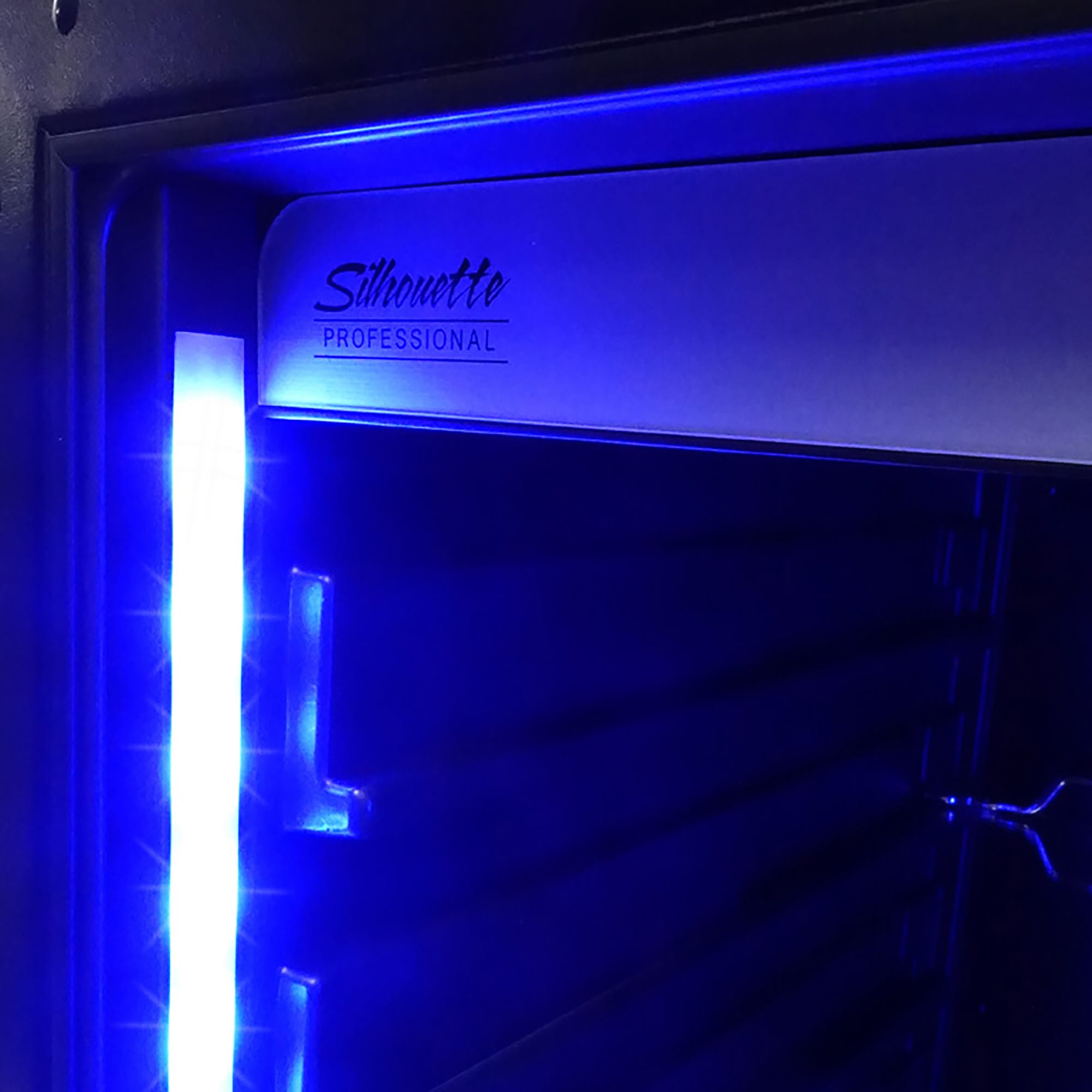 Silhouette Pro - 24" Built-in Beverage Center in Stainless Steel - Image 13