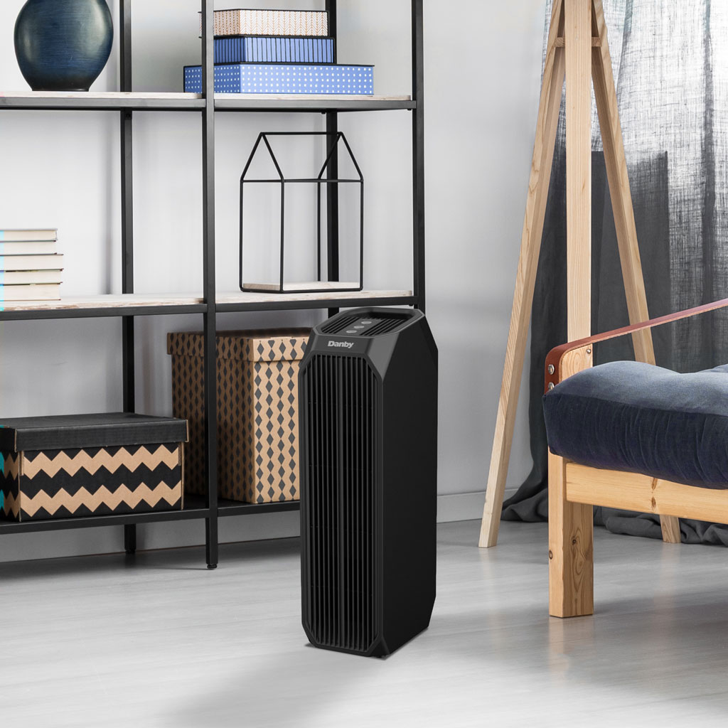 Danby Air Purifier up to 210 sq. ft. in Black - Image 3
