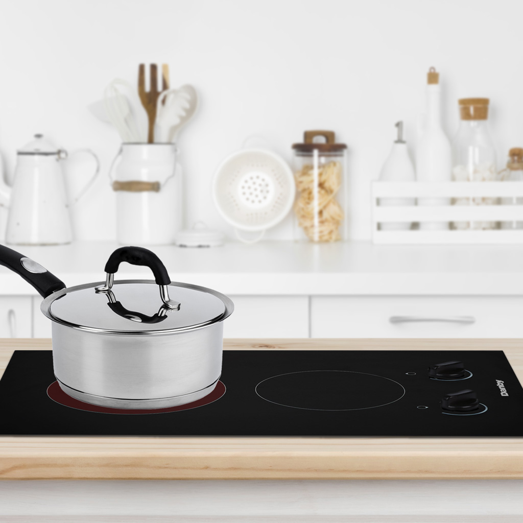 Danby 14" Radiant 2 Burner Cooktop in Black - Image 3